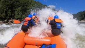 rafting the new river gorge